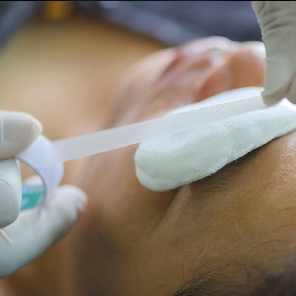 eye emergency treated at Mondo Optical